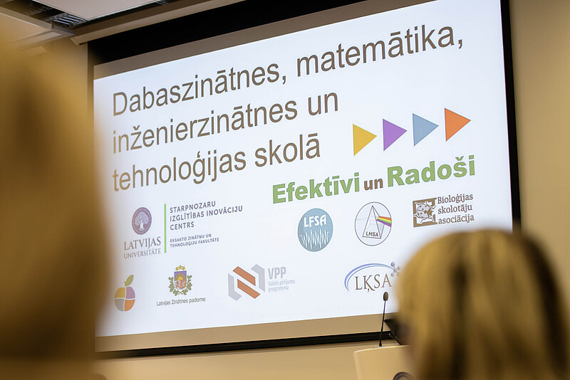 Aizvadīta konference "Dabaszinātnes, matemātika, inženierzinātnes un tehnoloģijas skolā efektīvi un radoši"